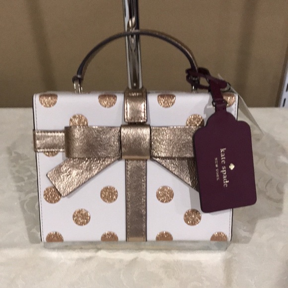 Kate Spade Wrapping Party Gift Box Crossbody - Picture 14 of 14